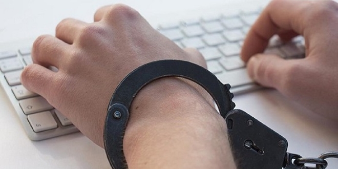 Facebook'ta 5 yıl önceki 'like'a hapis cezası
