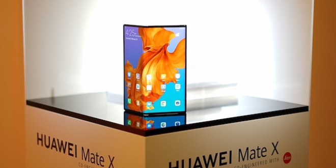 Katlanabilir Huawei Mate X MWC 2019'da tantld