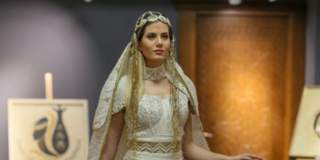 Kenevirden 'abiye ve gelinlik' yaptılar