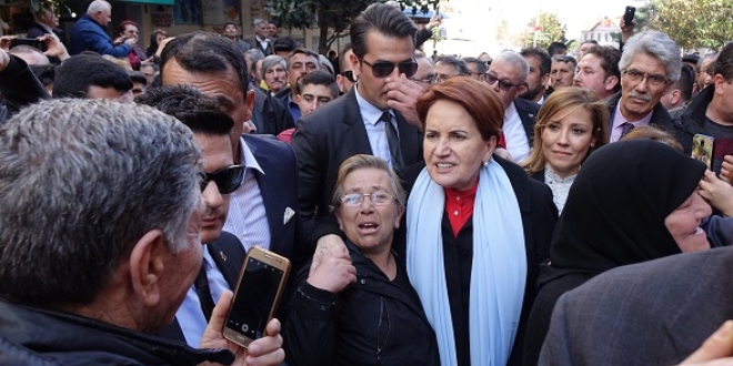 Akşener: Belediye başkanlarımız israf yapmayacak