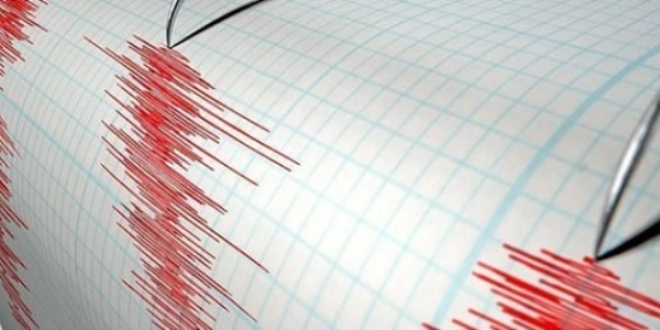 Kuşadası açıklarında 3.8 büyüklüğünde deprem