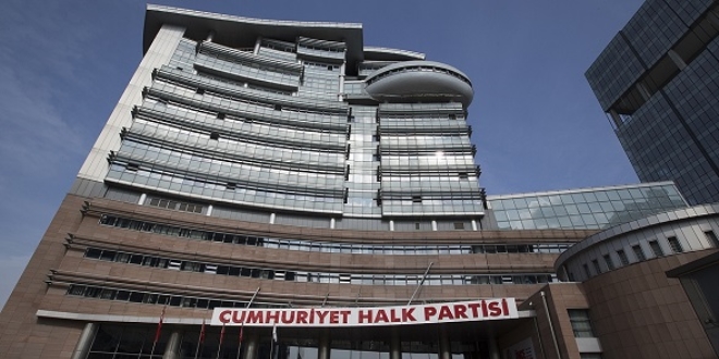 CHP, red edilen başkan adayının yerine, eşini aday gösterdi