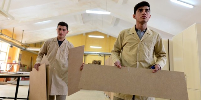 Şanlıurfa'nın fabrikalarla yarışan meslek liseleri