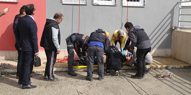 Deprem tatbikatında görünmez kaza: 1 yaralı