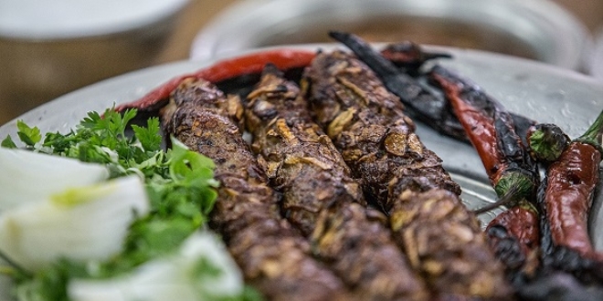 Fiyatına rağmen 'keme mantarı'ndan vazgeçmiyorlar