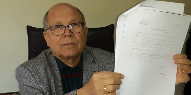 Emekli öğretmen bankaya gitti, öldüğünü öğrendi