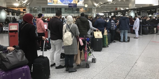 Hava yoluyla şubatta 12,8 milyon yolcu taşındı