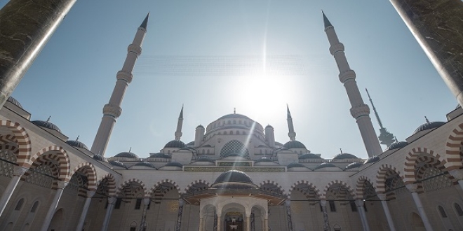 Çamlıca Camisi'nde ilk ezan yarın sabah okunacak