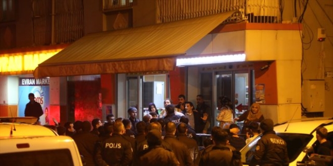 Adana'da kavgaya mdahale eden bekilere saldr