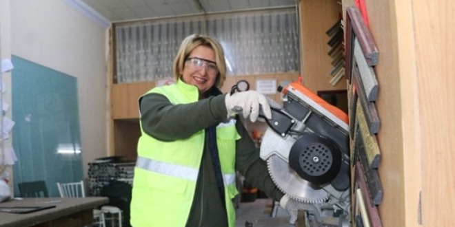 Eini i yerine yardma gitmiti imdi einin patronu oldu