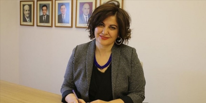 AÜ Tıp Fakültesi kadın dekana emanet