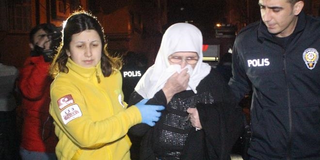 Güngören'de yangın çıktı, 4'ü çocuk 16 kişi kurtarıldı