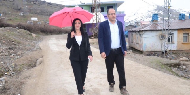 rnak'ta kadn muhtar aday, 3 erkekle yaryor