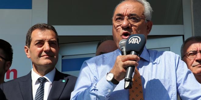 'Sabah Akşam Atatürk'ü sömüren tipler var'