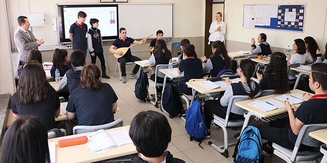 Derslere 5 dakika mzik aras