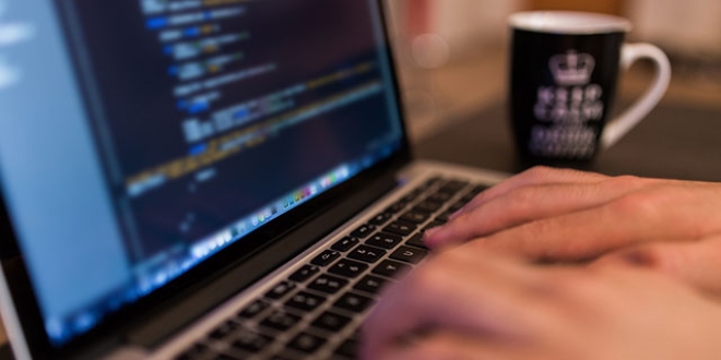 nternetten tant kadn tarafndan dolandrld