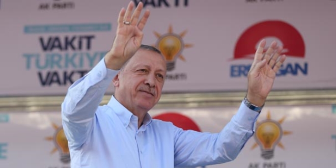 Erdoğan'dan öğrencilerin videosuna yanıt