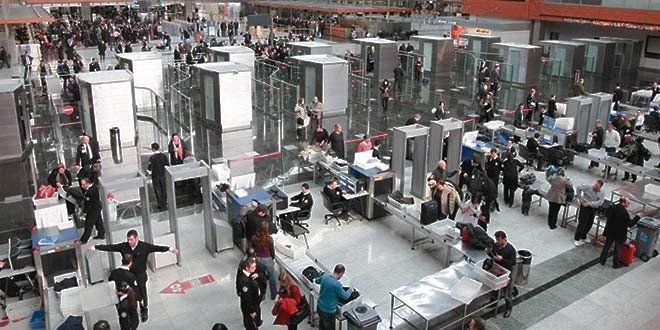 Uçuşu garantiye alan yolcu Sabiha'ya kaçtı