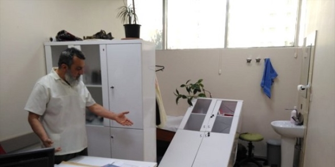 Tartıştığı eczacının eşi, doktoru darp etti