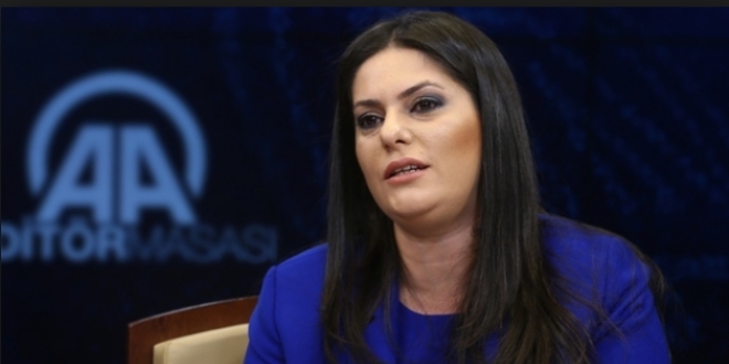 Jülide Sarıeroğlu: Kim olursa olsun oylarına talibiz