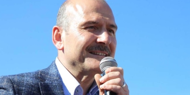 'Ülkeme laf söyleyecek adamı beş paralık ederim'