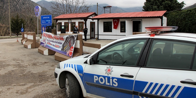 Polislere 'konak' gibi kontrol noktası
