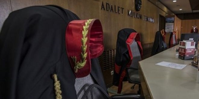 Isparta'daki FETÖ davası haziran ayına ertelendi