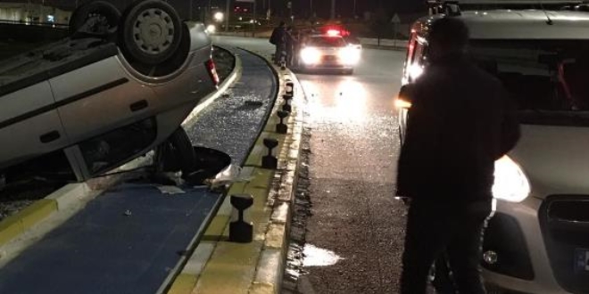 Takla atan otomobilden burnu bile kanamadan çıktı