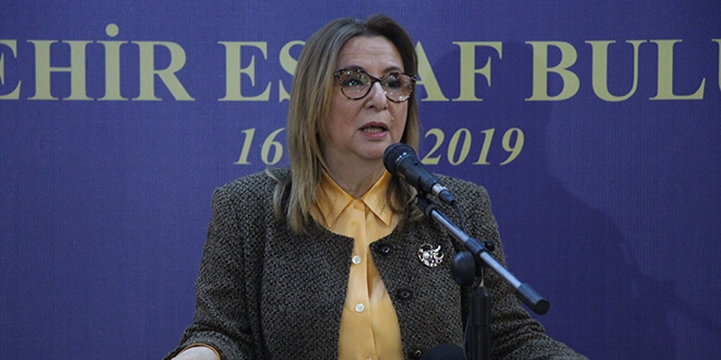'Dış finansman açımız 10,8 milyar dolar azaltıldı'