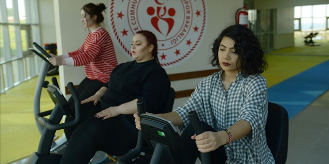 Öğrenciler istedi, Bakan Kasapoğlu yerine getirdi