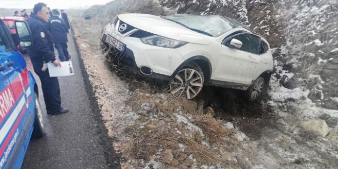 Sürücüye yardım için durdu, cipin çarpmasıyla öldü