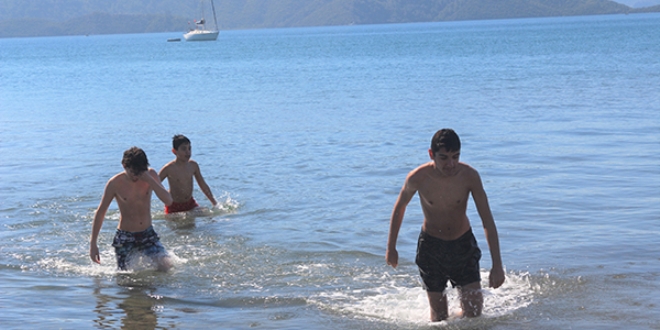 Mart aynda deniz keyfi yaptlar