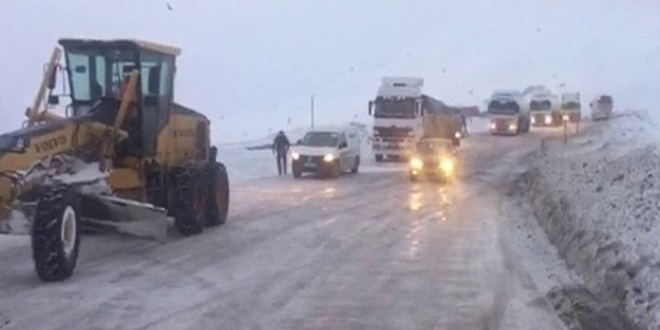 Kop Dağı'nda ulaşım kontrollü sağlanıyor