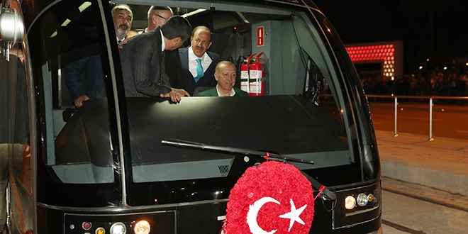 Erdoğan 3. etap raylı sistemin test sürüşünü yaptı
