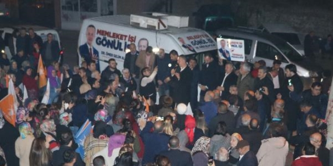 Ömer Selim Alan'a Tepebaşı Mahallesi'nde sevgi seli