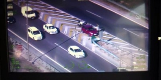 İzmir'in trafiği havadan denetlendi
