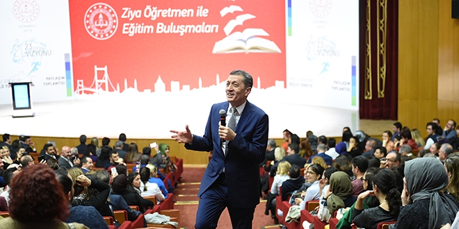 Bakan Selçuk: Eğitim Türkiye'nin en büyük sorunu değildir