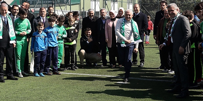 Yıldırım'dan seçim vaadi: Mahalle maçları geri geliyor