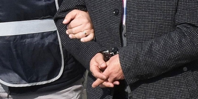 FETÖ'den yargılanan 6 sanıktan ikisine hapis cezası
