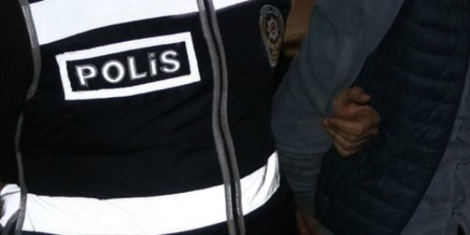 Terör propagandası yaptığı iddia edilen 4 kişi gözaltında