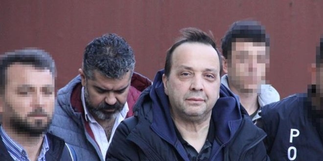 Dolandırıcılık çetesinin lideri, vergi rekortmeni olmuş!