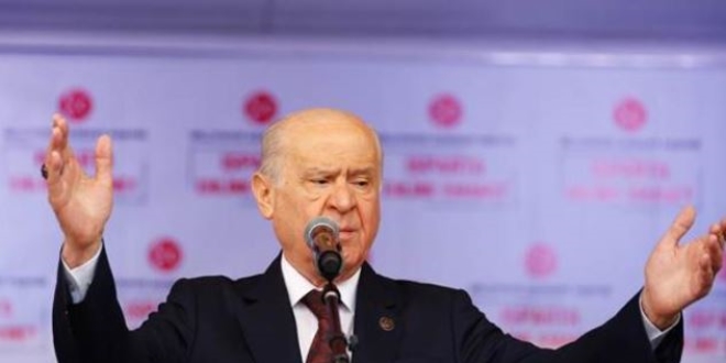 Bahçeli: Anket şirketleri atıp tutuyor