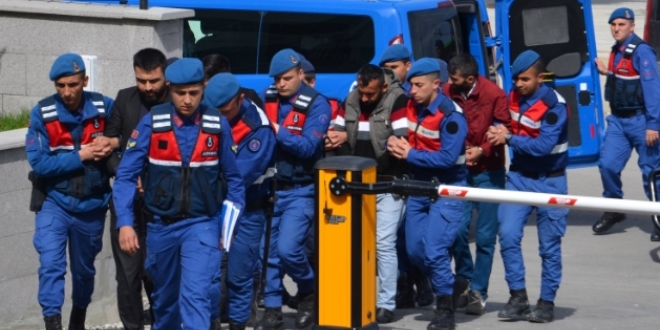 Koyun hrszl yapan 4 zanl tutukland