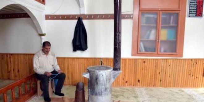MHP eski il bakanna cami temizleme cezas