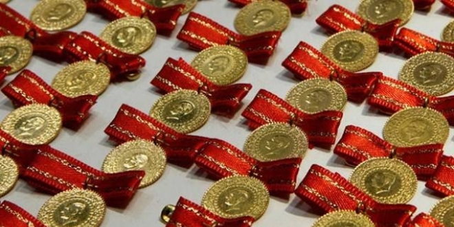 Bir hafta keşif yaptılar 11 çeyrek altın ve 2 bilezik çaldılar