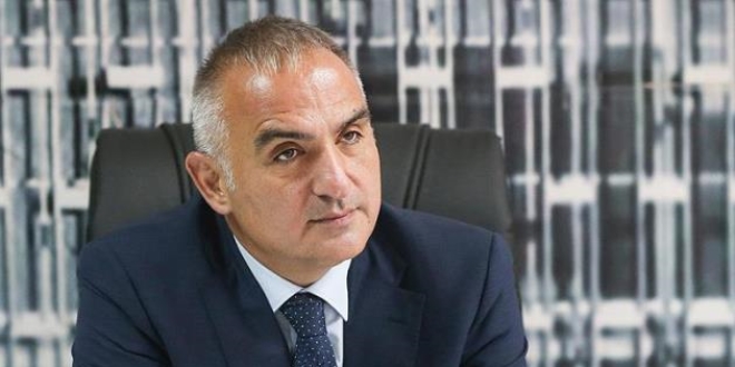 Bakan Ersoy: Turizm bölgeleri beni görmeye alışsın