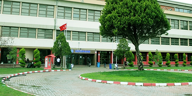 EÜ Kütüphanesi sınav döneminde 24 saat açık