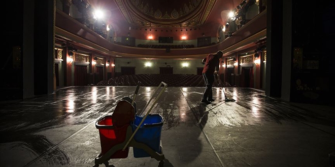 Tiyatronun grnmeyen emektarlar