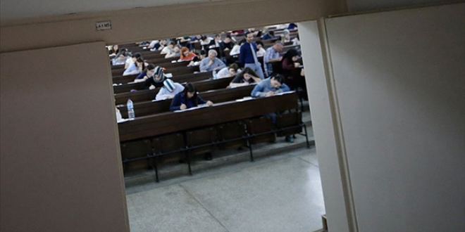 'Hukuk fakültesini bitirenlere baraj sınavı geliyor'