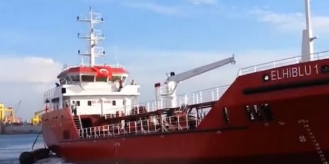 Kaçırılan tankerde kontrol sağlandı
